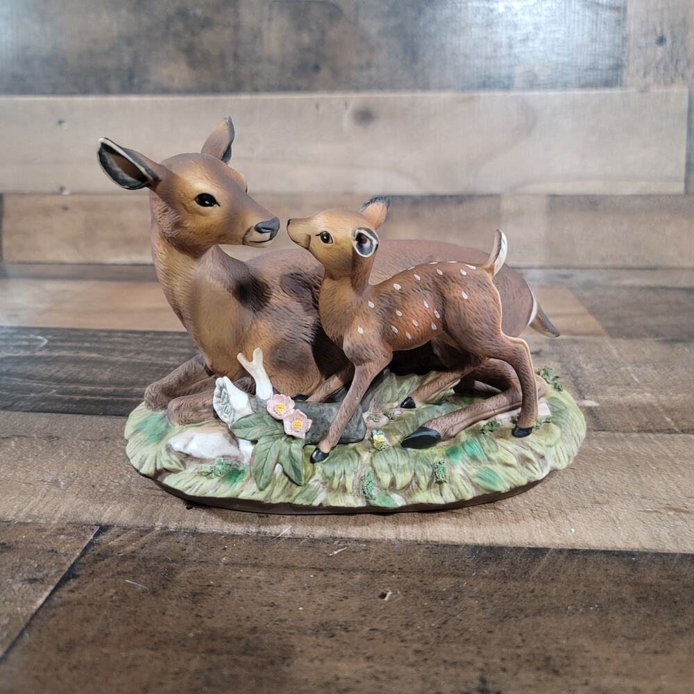 (1979) Vintage Homco Masterpiece Porcelain “Sweet Deer, Mother and Fawn”
